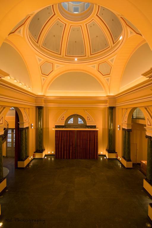 Het Godshuis Hotel Sint-Laureins Luaran gambar