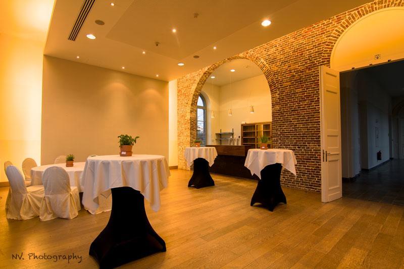Het Godshuis Hotel Sint-Laureins Luaran gambar