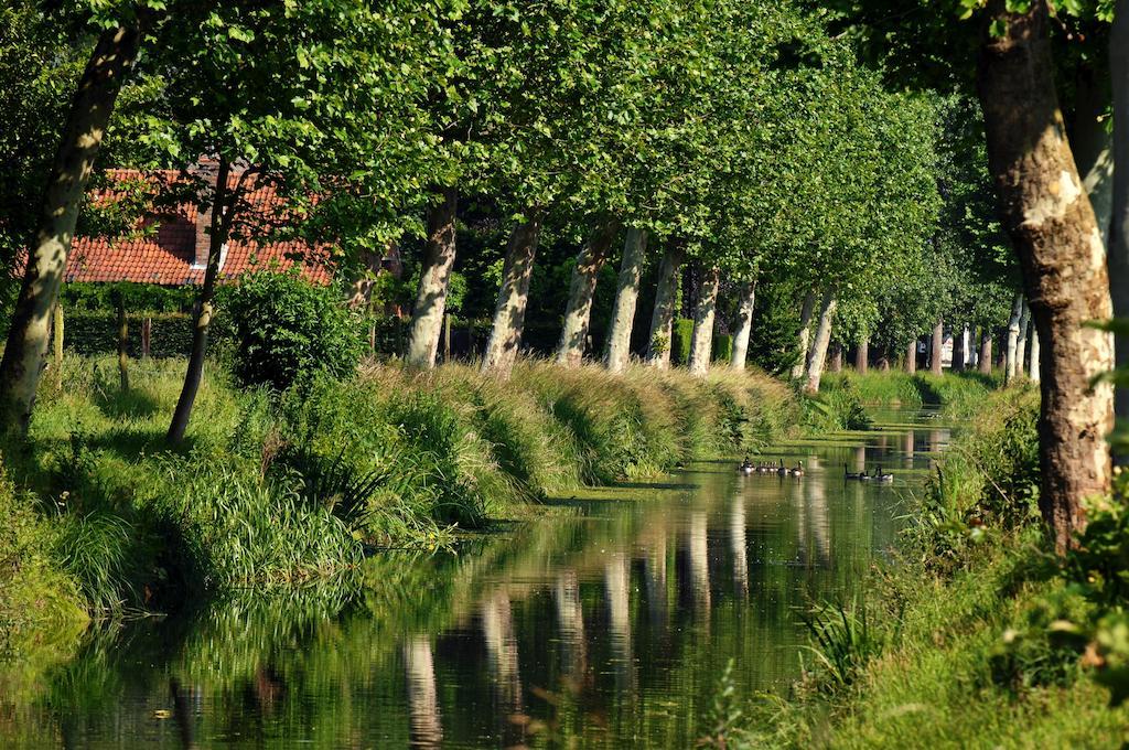 Het Godshuis Hotel Sint-Laureins Luaran gambar