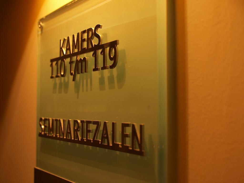 Het Godshuis Hotel Sint-Laureins Luaran gambar
