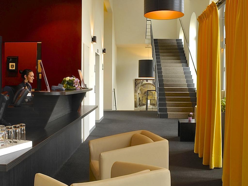 Het Godshuis Hotel Sint-Laureins Luaran gambar